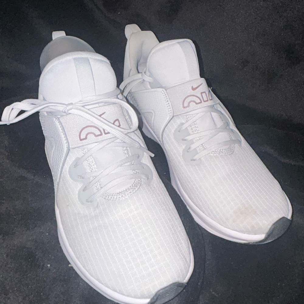 50%OFF W❤️Nike Women's Air Max Bella TR 5 Running Shoes White Size 8.5s38